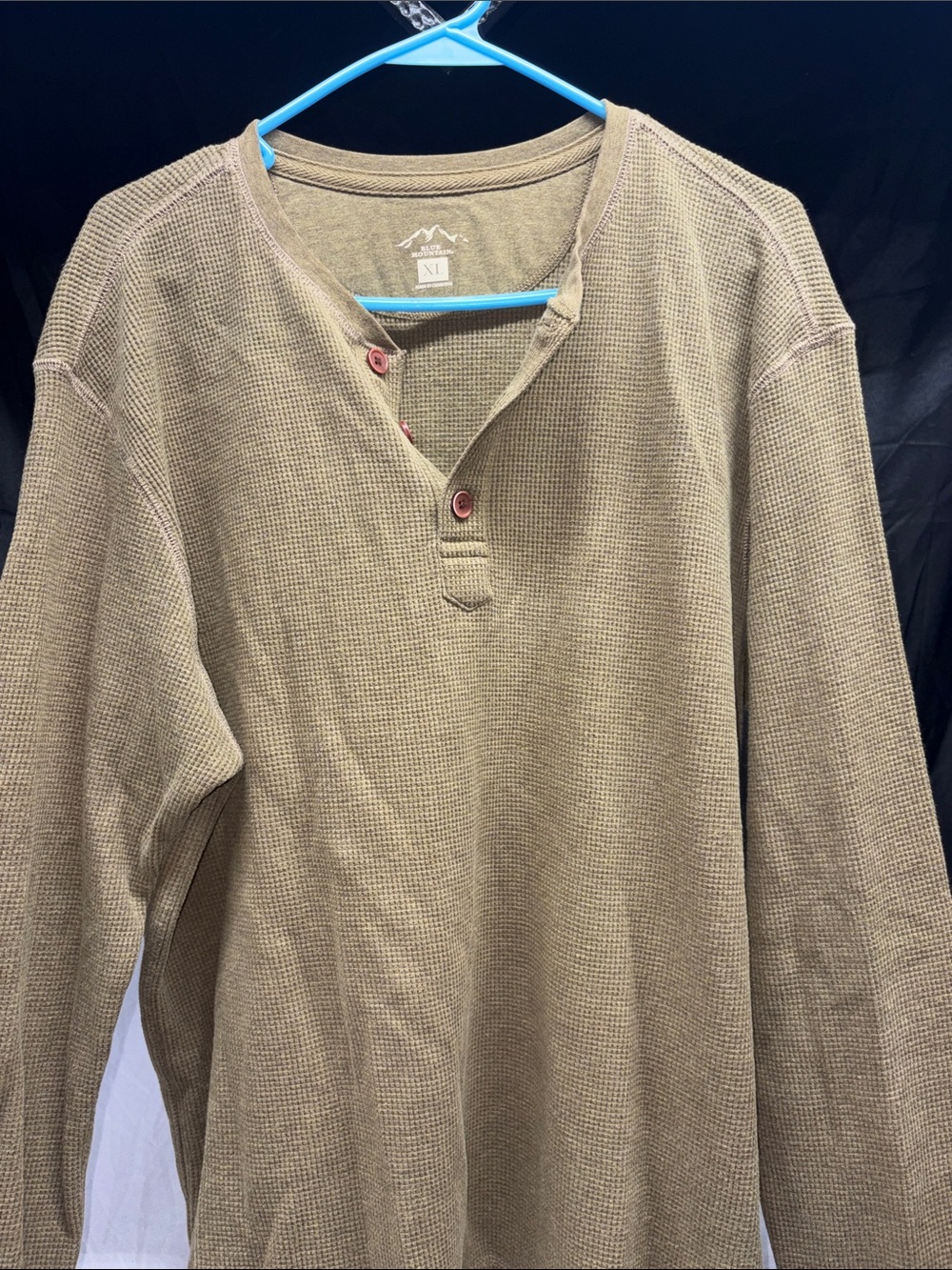 Men's Olive Waffle-Knit Henley Crewneck Sweater
